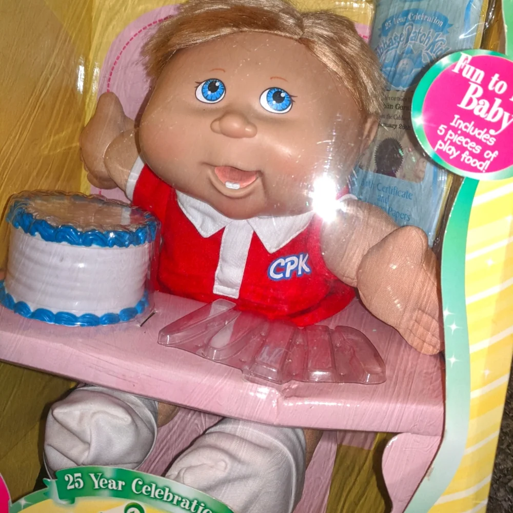 2008 Cabbage Patch Doll - Picture 1 of 11